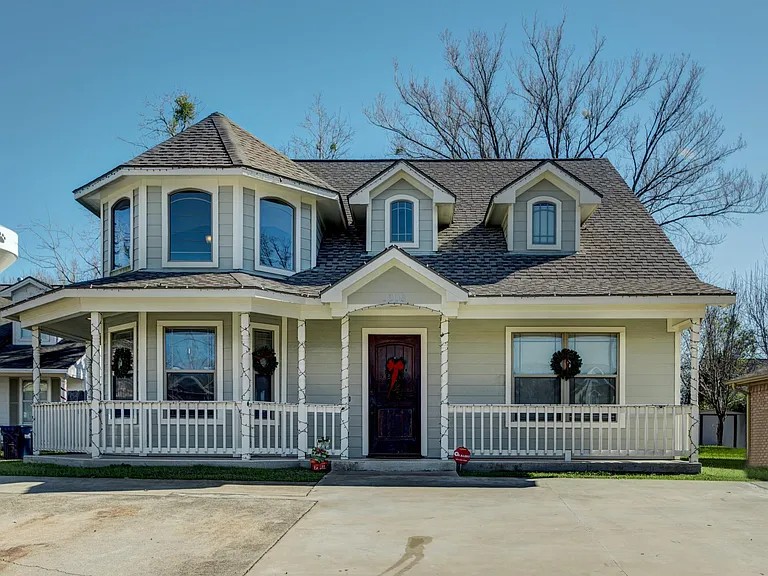 1701 Boardwalk